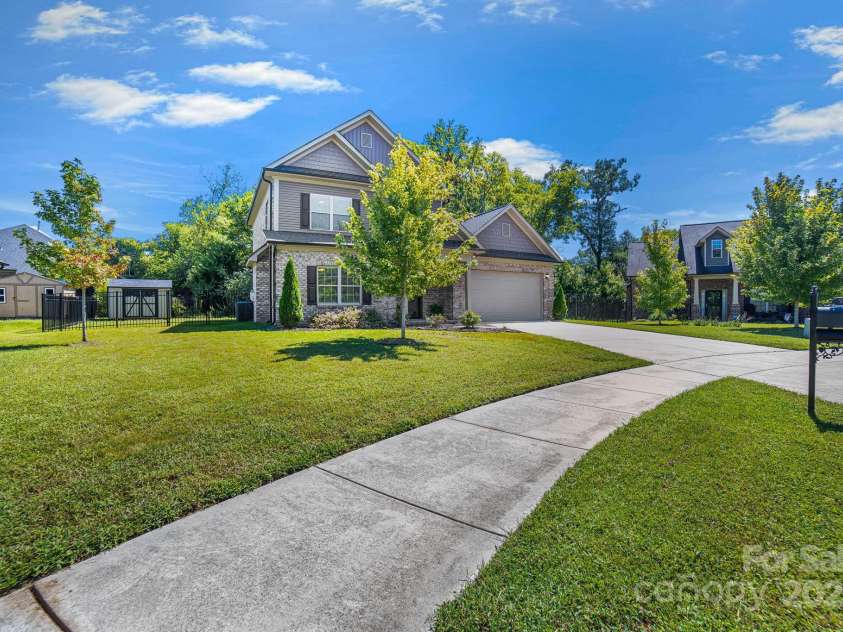 5361 Brickyard Terrace Court, Concord, NC 28027.  MLS# CAR4304082, YatesRealty ID 1519. 