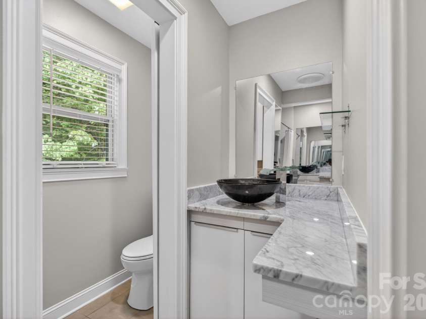 7401 Beaufort Circle, Charlotte, NC 28227.  MLS# CAR4372097, YatesRealty ID 15190. Updated double vanity bathroom