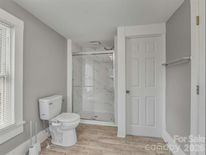 4313 Hovis Road, Charlotte, NC 28208.  MLS# CAR4322663, YatesRealty ID 15192. 