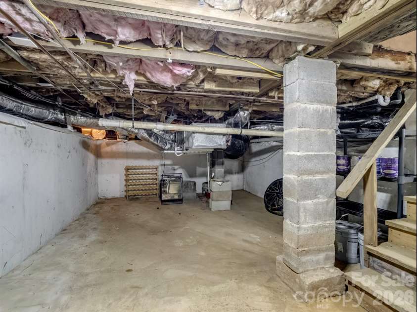 4313 Hovis Road, Charlotte, NC 28208.  MLS# CAR4322663, YatesRealty ID 15192. 