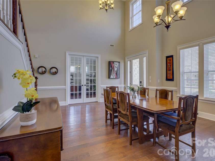 16518 Governors Club Court, Charlotte, NC 28278.  MLS# CAR4356630, YatesRealty ID 15194. 