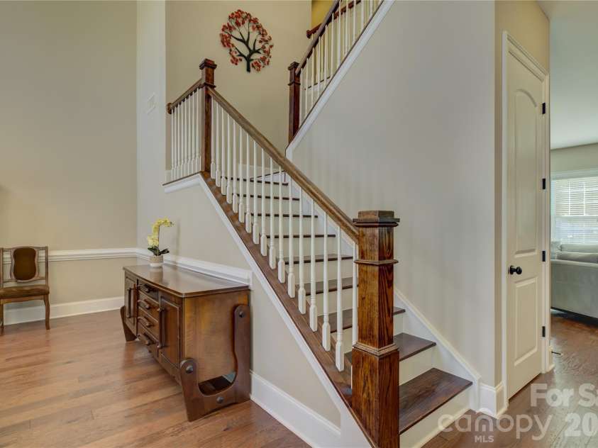 16518 Governors Club Court, Charlotte, NC 28278.  MLS# CAR4356630, YatesRealty ID 15194. 