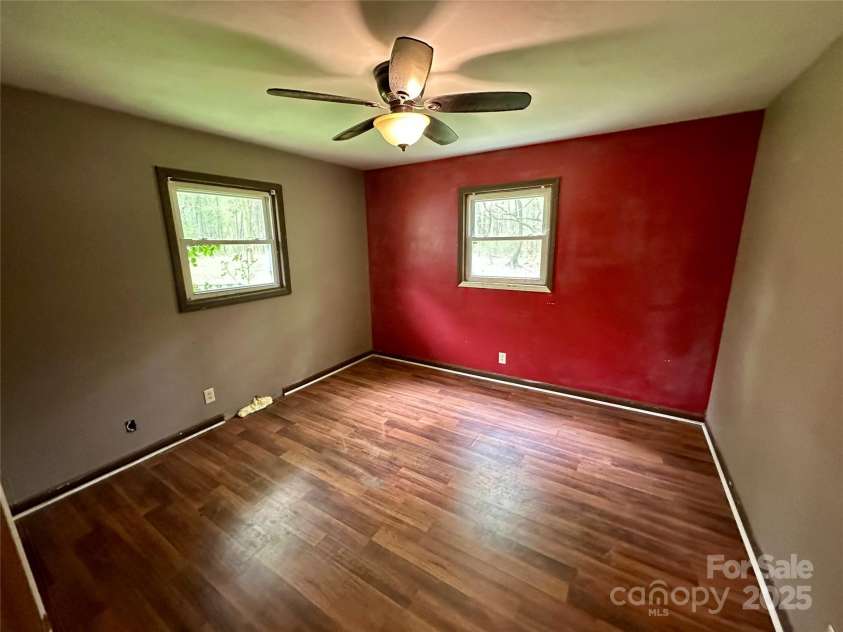 181 Canipe Road, Dallas, NC 28034.  MLS# CAR4245332, YatesRealty ID 15194. 