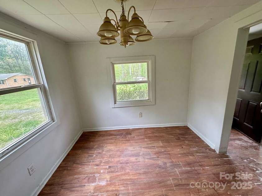 181 Canipe Road, Dallas, NC 28034.  MLS# CAR4245332, YatesRealty ID 15194. 