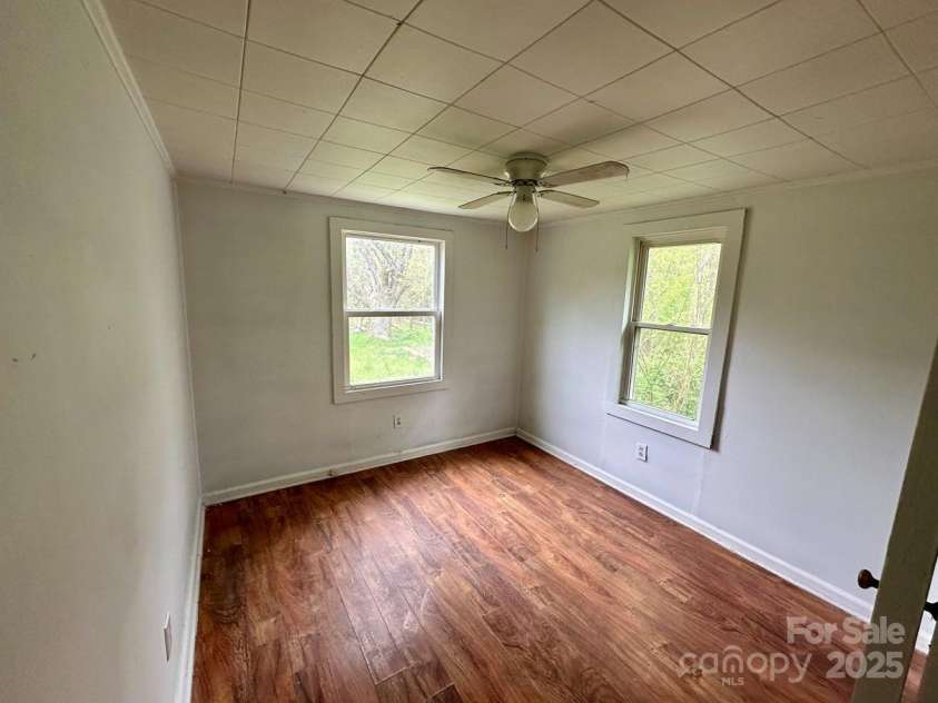 181 Canipe Road, Dallas, NC 28034.  MLS# CAR4245332, YatesRealty ID 15194. 