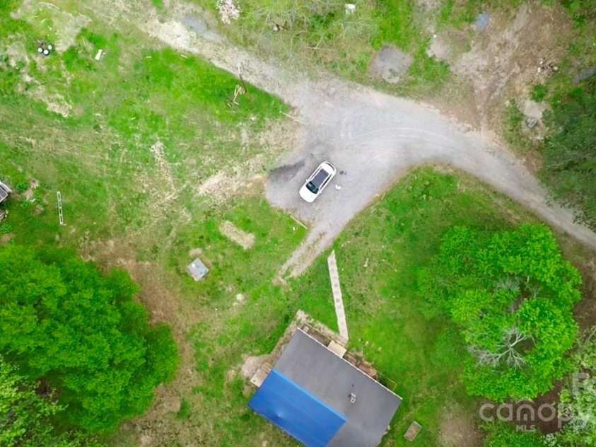 181 Canipe Road, Dallas, NC 28034.  MLS# CAR4245332, YatesRealty ID 15194. 