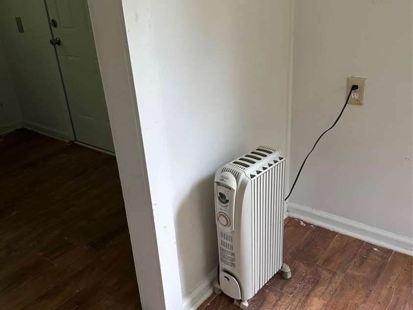 181 Canipe Road, Dallas, NC 28034.  MLS# CAR4245332, YatesRealty ID 15194. 