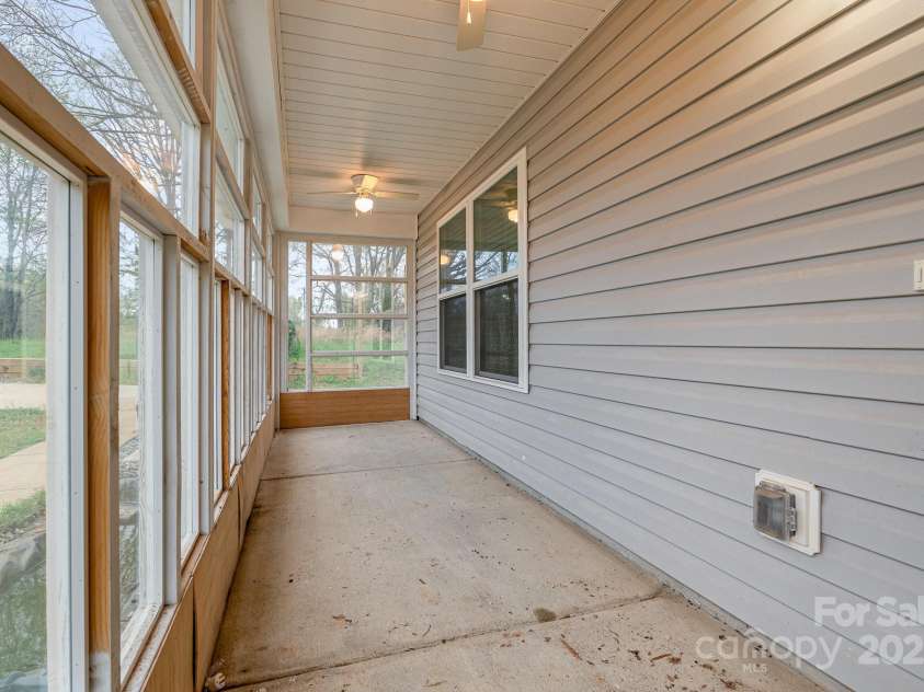 413 Henderson Es Street, East Spencer, NC 28144.  MLS# CAR4241602, YatesRealty ID 15195. 