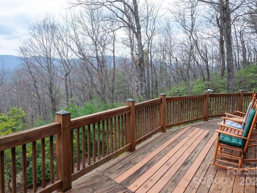 125 Turkey Ridge Trail, McGrady, NC 28649.  MLS# CAR4252396, YatesRealty ID 15196. Front Deck