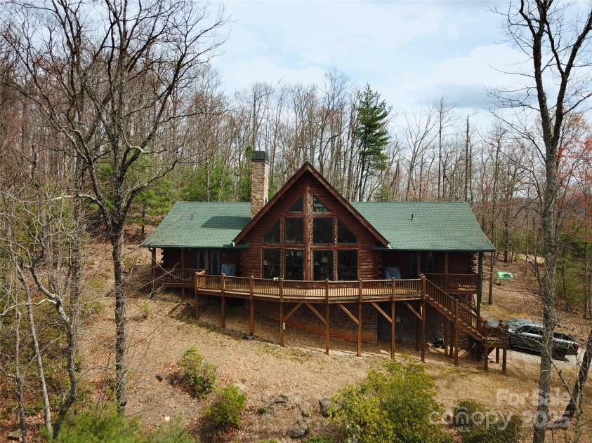 125 Turkey Ridge Trail, McGrady, NC 28649.  MLS# CAR4252396, YatesRealty ID 15196. Front of Cabin