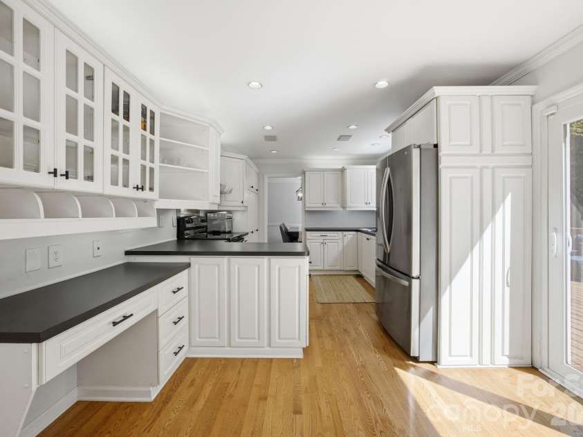 2105 Wittstock Drive, Charlotte, NC 28210.  MLS# CAR4372785, YatesRealty ID 15197. 