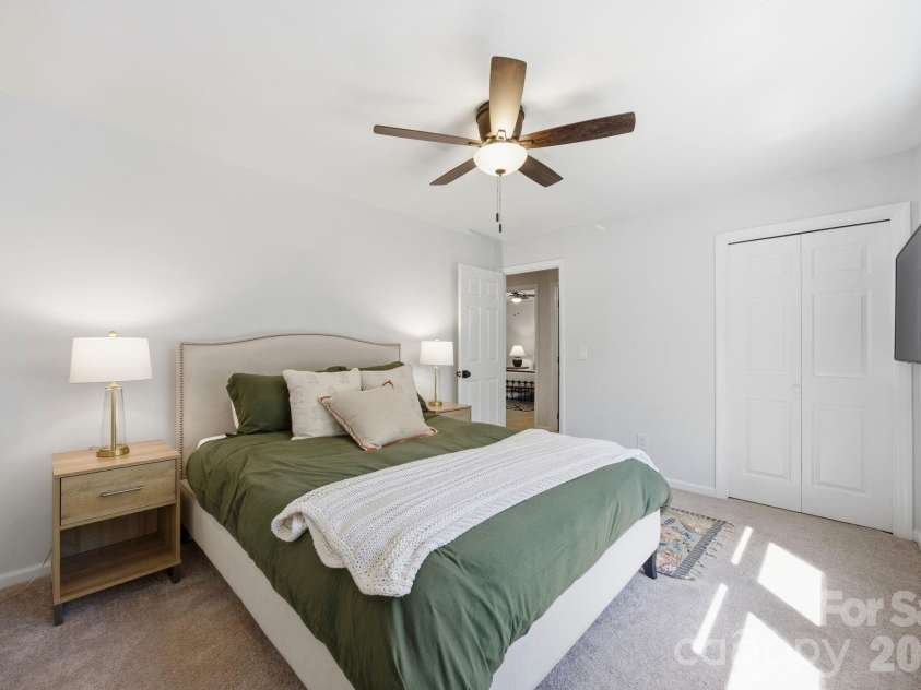 2105 Wittstock Drive, Charlotte, NC 28210.  MLS# CAR4372785, YatesRealty ID 15197. 
