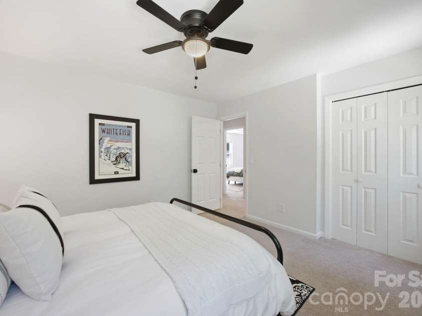 2105 Wittstock Drive, Charlotte, NC 28210.  MLS# CAR4372785, YatesRealty ID 15197. 