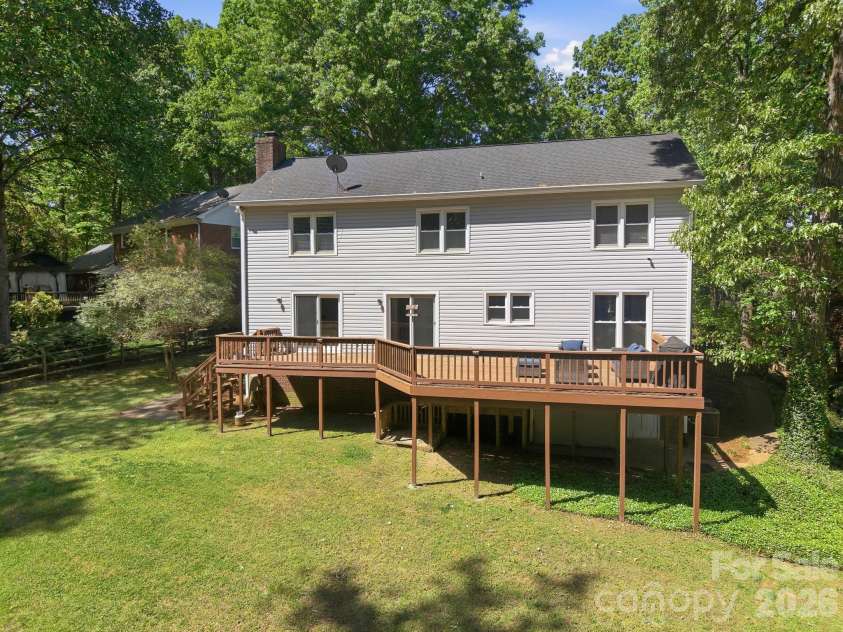 2105 Wittstock Drive, Charlotte, NC 28210.  MLS# CAR4372785, YatesRealty ID 15197. 
