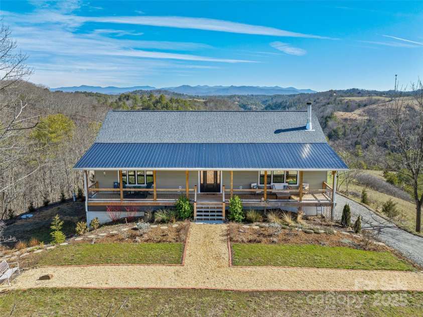 901 Boulder Road, Marshall, NC 28753.  MLS# CAR4245288, YatesRealty ID 15197. 901 Boulder