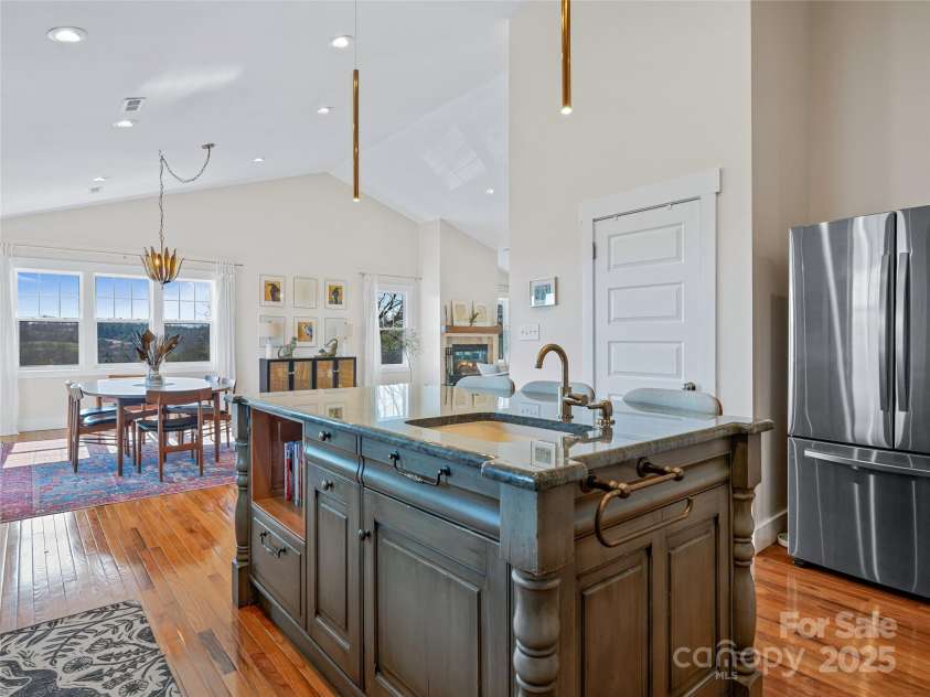 901 Boulder Road, Marshall, NC 28753.  MLS# CAR4245288, YatesRealty ID 15197. Second sink in island