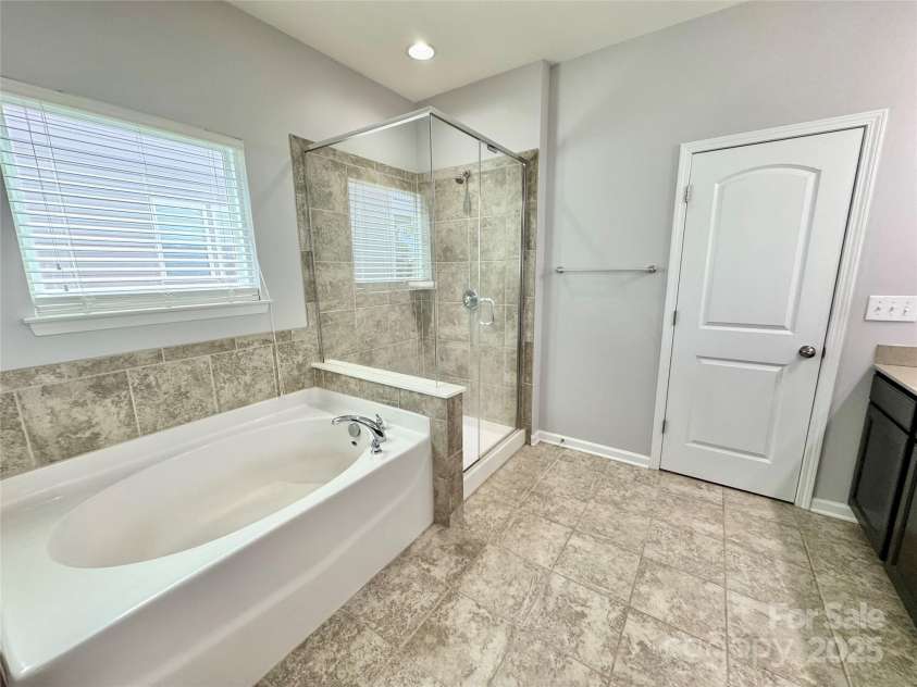 11109 Pond Valley Court, Charlotte, NC 28269.  MLS# CAR4273607, YatesRealty ID 15198. 