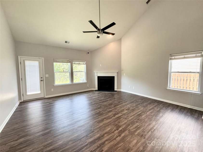 11109 Pond Valley Court, Charlotte, NC 28269.  MLS# CAR4273607, YatesRealty ID 15198. 