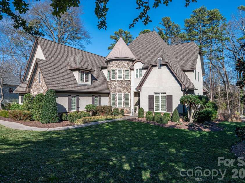 8000 Water View Drive, Belmont, NC 28012.  MLS# CAR4337854, YatesRealty ID 15198. 