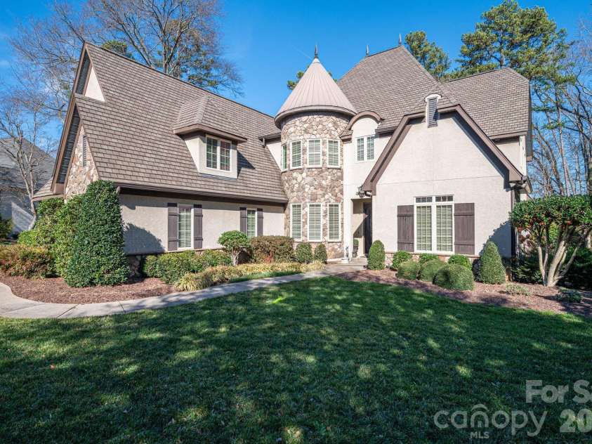 8000 Water View Drive, Belmont, NC 28012.  MLS# CAR4337854, YatesRealty ID 15198. 
