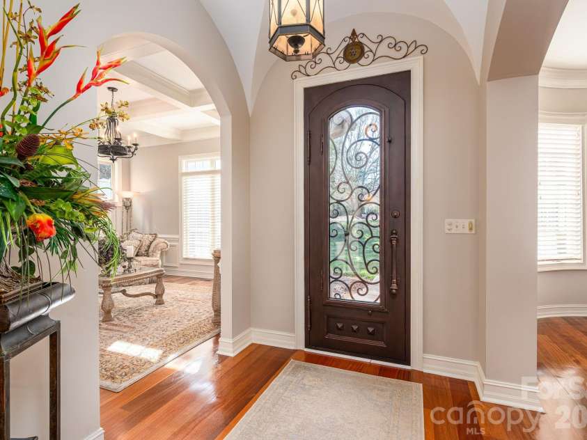 8000 Water View Drive, Belmont, NC 28012.  MLS# CAR4337854, YatesRealty ID 15198. 