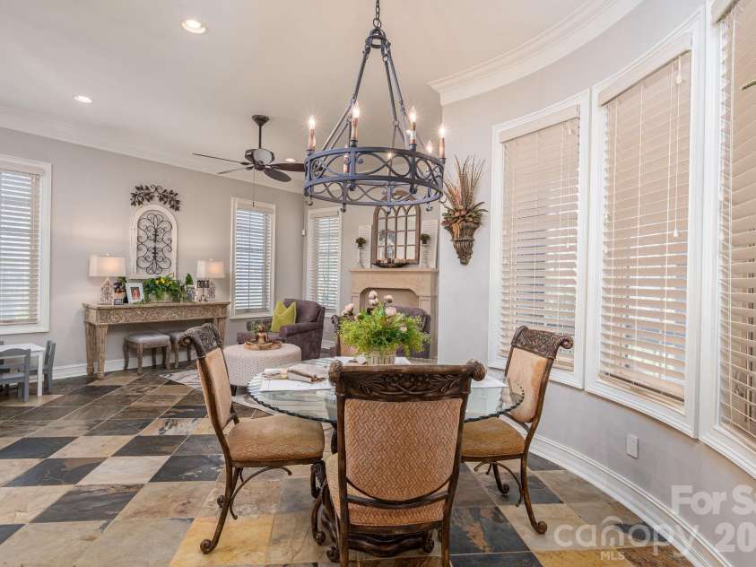 8000 Water View Drive, Belmont, NC 28012.  MLS# CAR4337854, YatesRealty ID 15198. 