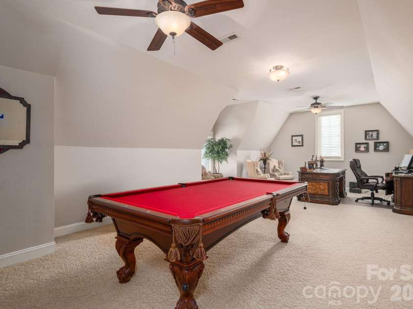 8000 Water View Drive, Belmont, NC 28012.  MLS# CAR4337854, YatesRealty ID 15198. 