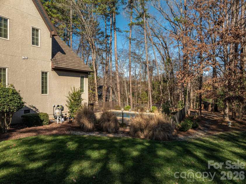 8000 Water View Drive, Belmont, NC 28012.  MLS# CAR4337854, YatesRealty ID 15198. 