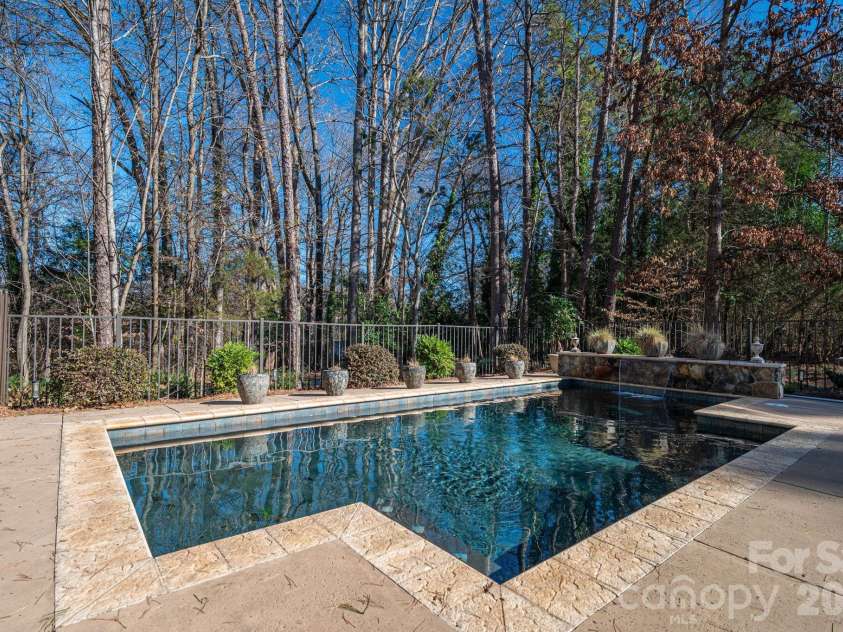 8000 Water View Drive, Belmont, NC 28012.  MLS# CAR4337854, YatesRealty ID 15198. 