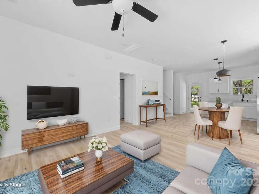 1615 Carlton Avenue, Kannapolis, NC 28083.  MLS# CAR4234885, YatesRealty ID 15199. Living Room