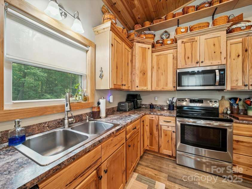 158 Pioneer Drive, Mount Gilead, NC 27306.  MLS# CAR4282197, YatesRealty ID 152. 