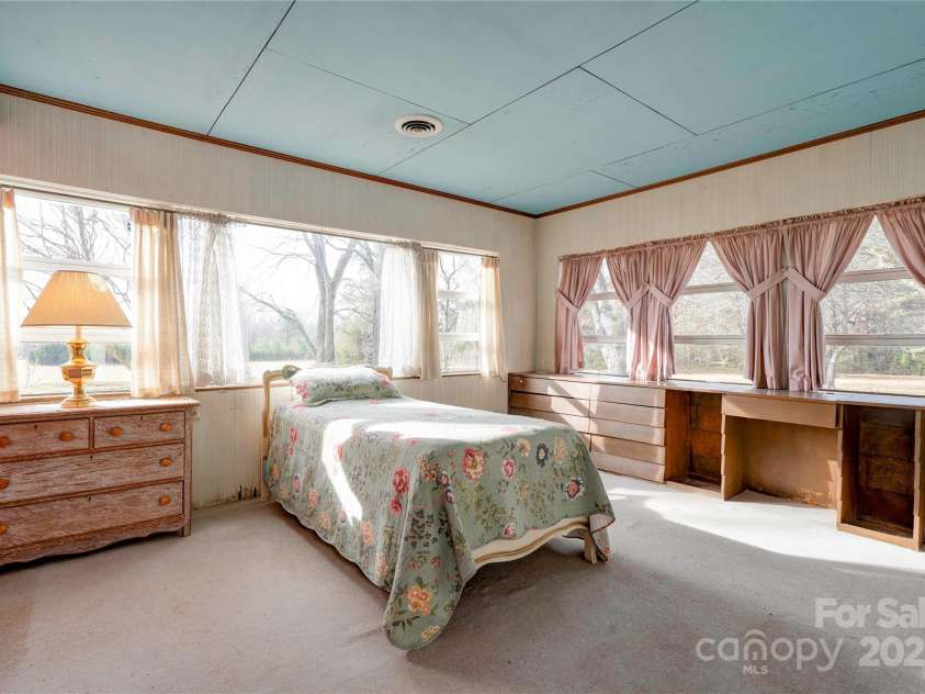 3809 Polkville Road, Shelby, NC 28150.  MLS# CAR4327106, YatesRealty ID 1520. Bedroom 3