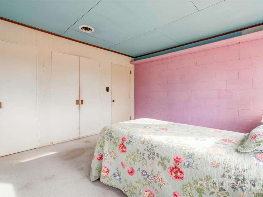 3809 Polkville Road, Shelby, NC 28150.  MLS# CAR4327106, YatesRealty ID 1520. Bedroom 3