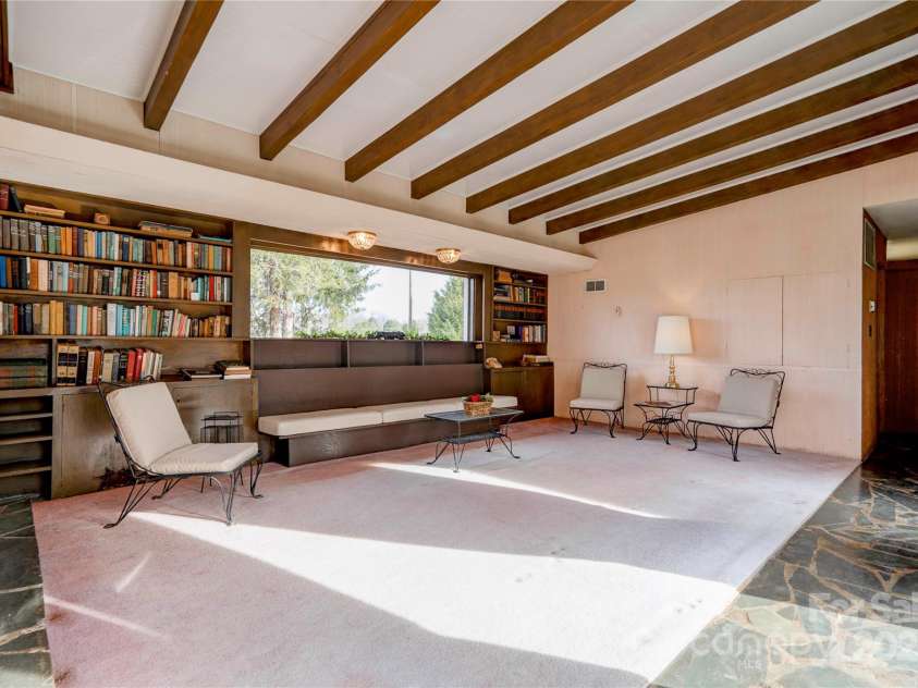 3809 Polkville Road, Shelby, NC 28150.  MLS# CAR4327106, YatesRealty ID 1520. Living Room