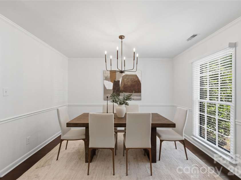 341 Neill Ridge Road, Matthews, NC 28105.  MLS# CAR4370182, YatesRealty ID 15201. 