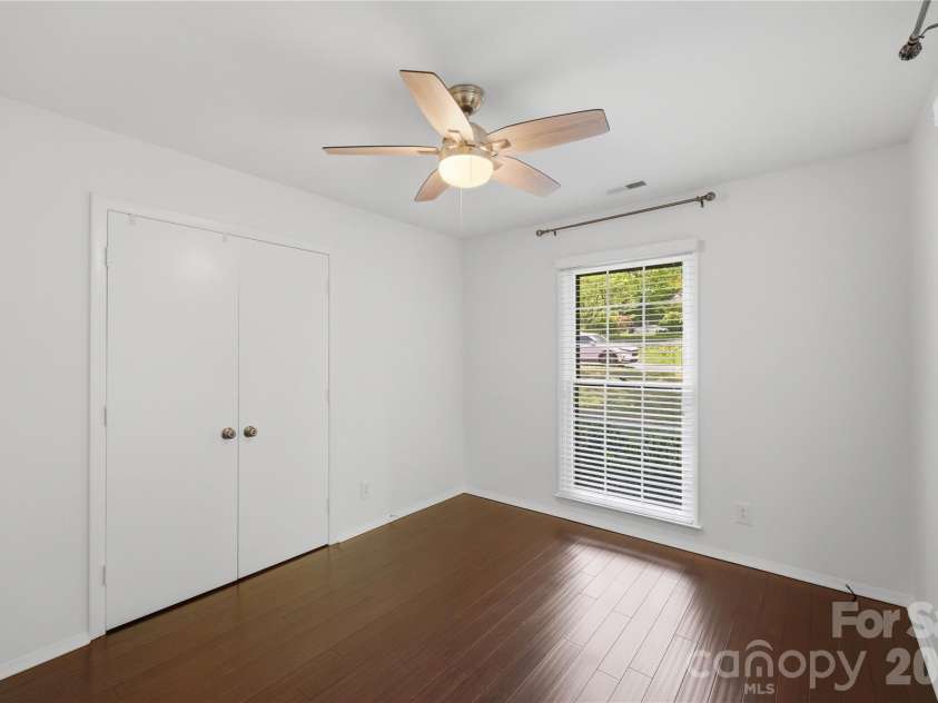 341 Neill Ridge Road, Matthews, NC 28105.  MLS# CAR4370182, YatesRealty ID 15201. 