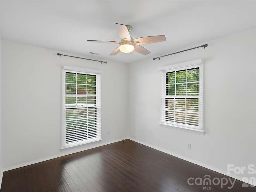 341 Neill Ridge Road, Matthews, NC 28105.  MLS# CAR4370182, YatesRealty ID 15201. 
