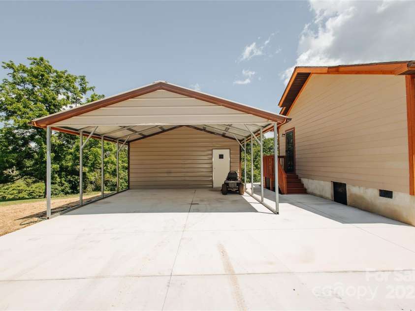 3499 Fairview Road, Nebo, NC 28761.  MLS# CAR4257133, YatesRealty ID 15201. 