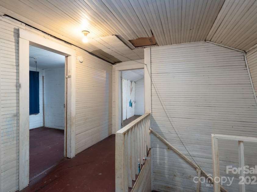 185 Hunter Street, Salisbury, NC 28144.  MLS# CAR4322104, YatesRealty ID 15203. 
