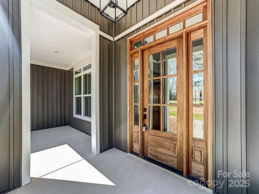 4262 Brandy Creek Court, Clover, SC 29710.  MLS# CAR4234564, YatesRealty ID 15204. 