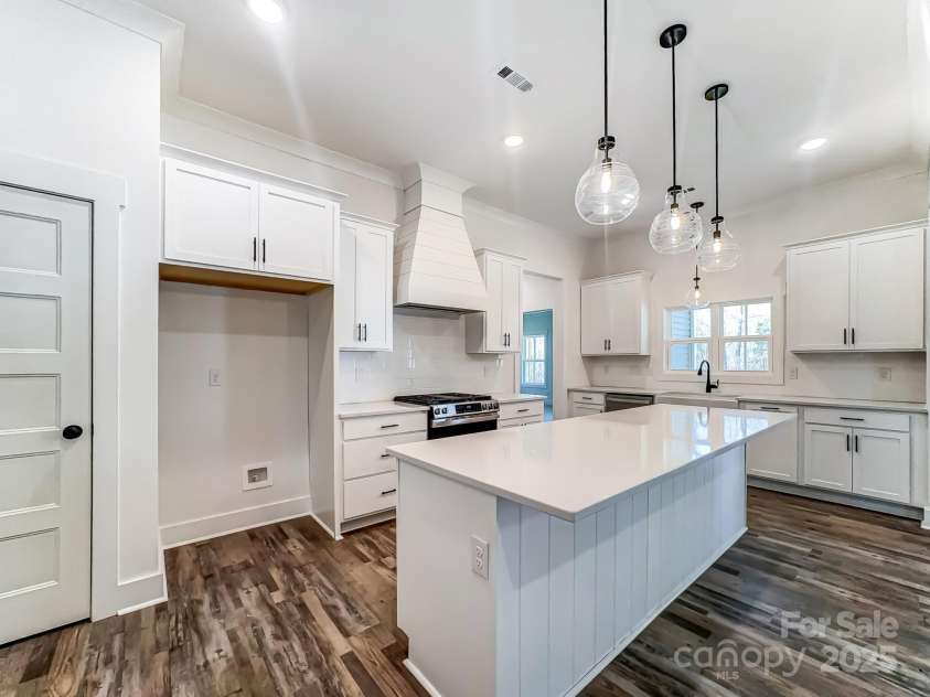 4262 Brandy Creek Court, Clover, SC 29710.  MLS# CAR4234564, YatesRealty ID 15204. 