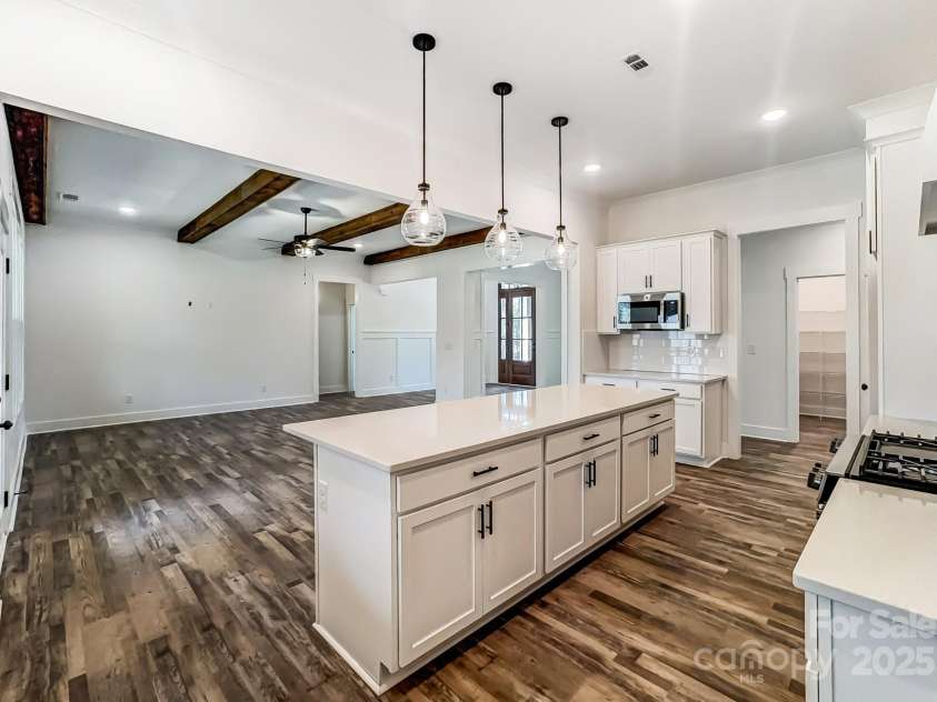 4262 Brandy Creek Court, Clover, SC 29710.  MLS# CAR4234564, YatesRealty ID 15204. 