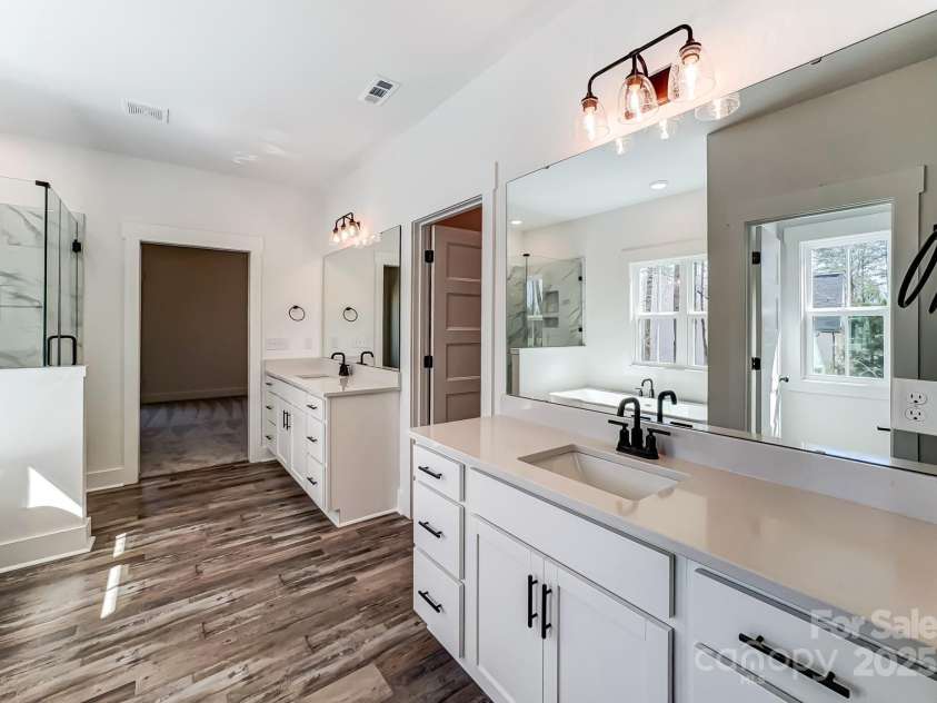 4262 Brandy Creek Court, Clover, SC 29710.  MLS# CAR4234564, YatesRealty ID 15204. 