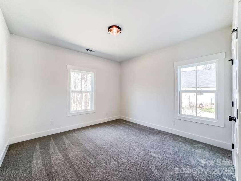 4262 Brandy Creek Court, Clover, SC 29710.  MLS# CAR4234564, YatesRealty ID 15204. 