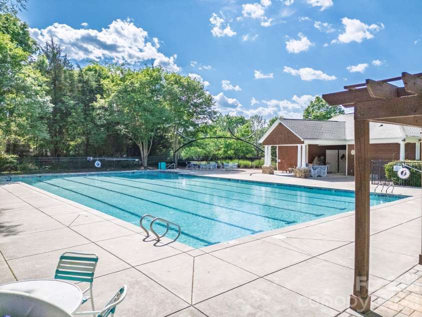 6111 Latta Springs Circle, Huntersville, NC 28078.  MLS# CAR4371848, YatesRealty ID 15205. Community pool