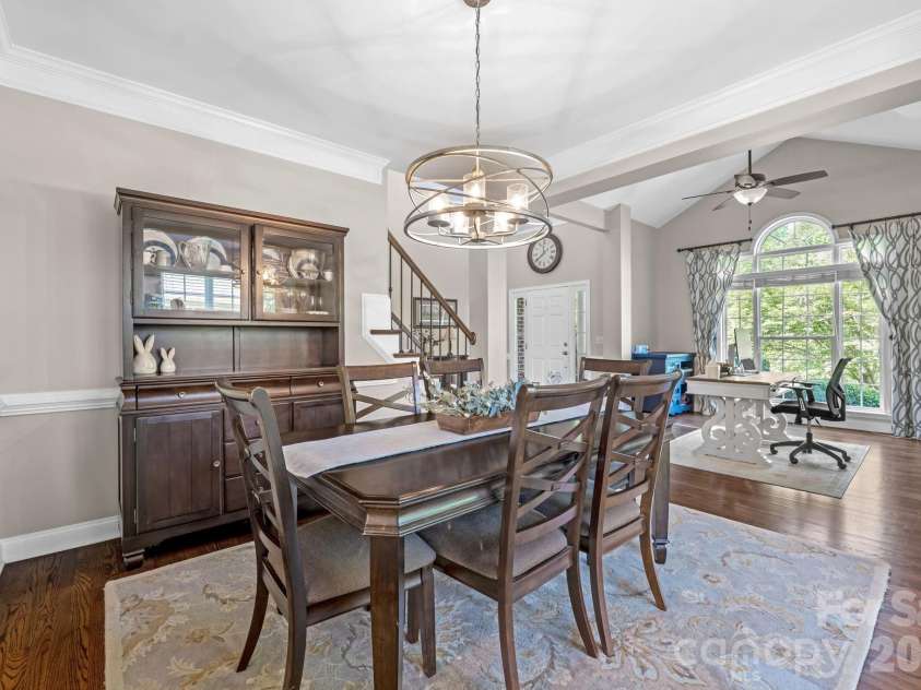 6111 Latta Springs Circle, Huntersville, NC 28078.  MLS# CAR4371848, YatesRealty ID 15205. Dining room