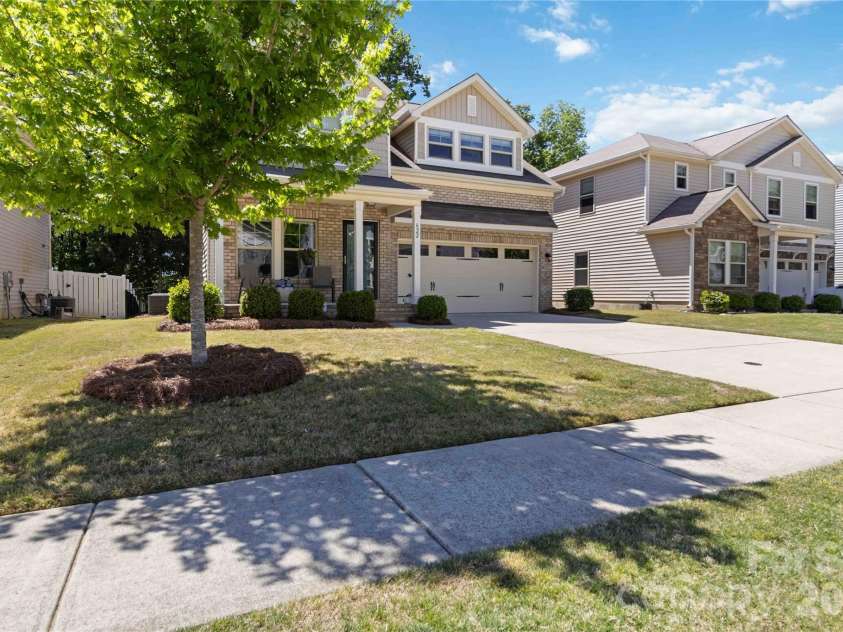 622 Oldham Lane, Rock Hill, SC 29732.  MLS# CAR4370824, YatesRealty ID 15206. 