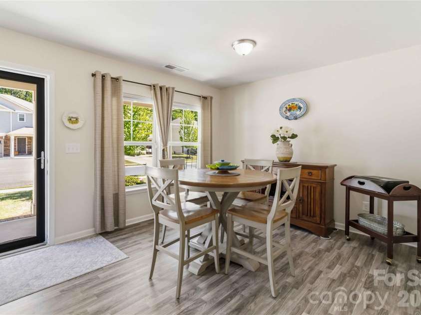 622 Oldham Lane, Rock Hill, SC 29732.  MLS# CAR4370824, YatesRealty ID 15206. 