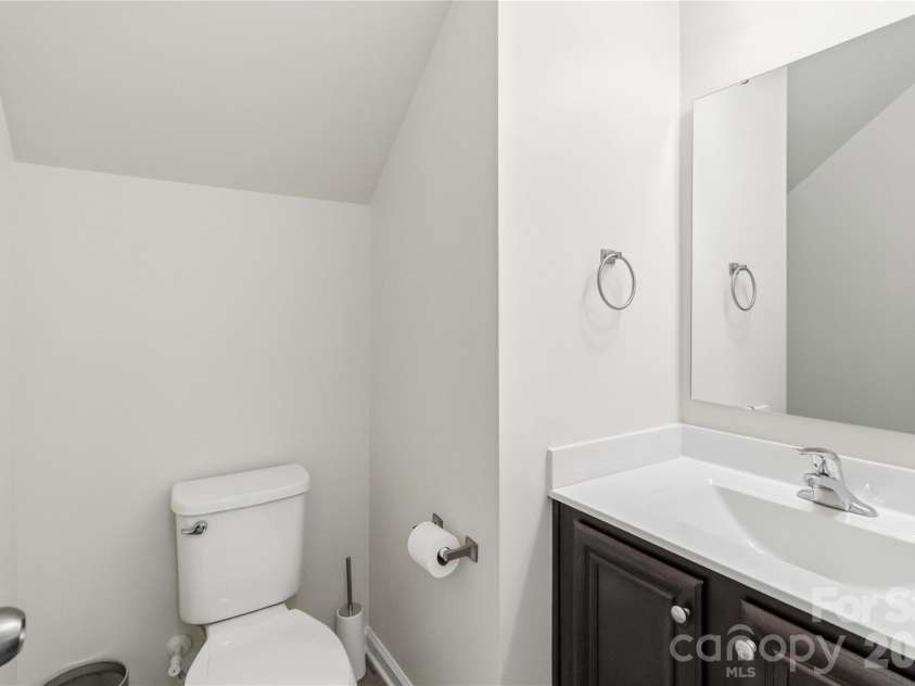 622 Oldham Lane, Rock Hill, SC 29732.  MLS# CAR4370824, YatesRealty ID 15206. 