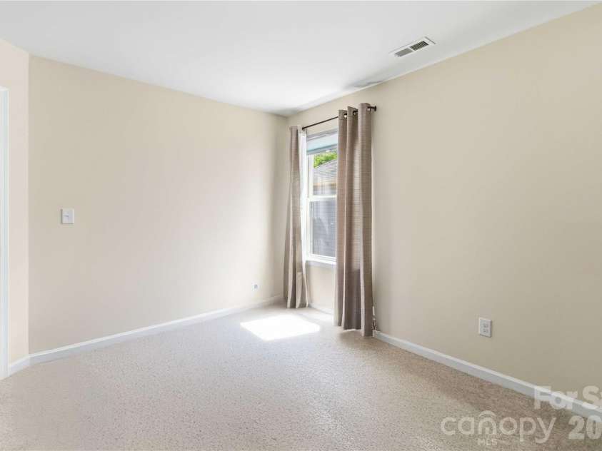 622 Oldham Lane, Rock Hill, SC 29732.  MLS# CAR4370824, YatesRealty ID 15206. 